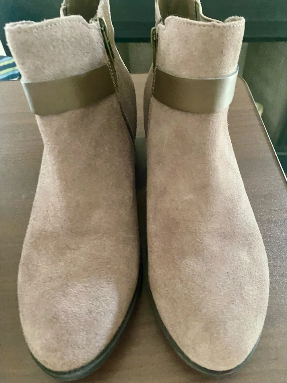 Steve Madden Suede Ankle Boots in Taupe with Brown Strap